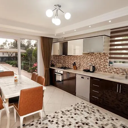 Orka Four Seasons 6 Villa *